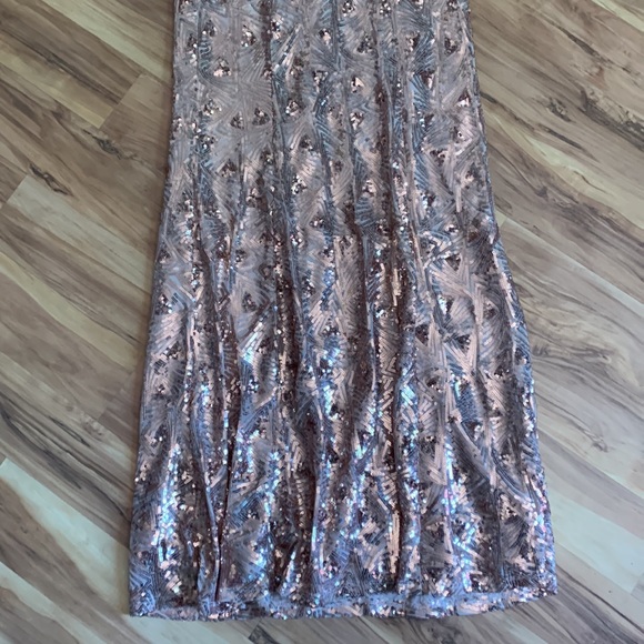 *NWT* Speechless Rose Gold Sequin Prom Dress | Size 5 Junior - Picture 5 of 11